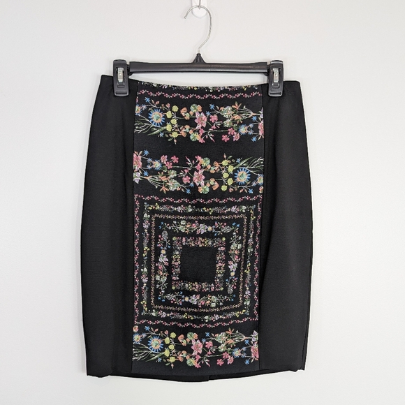 Ted Baker Annasa Floral Embroidered Pencil Skirt NWT - Sz 2 (US 6) - Picture 1 of 15